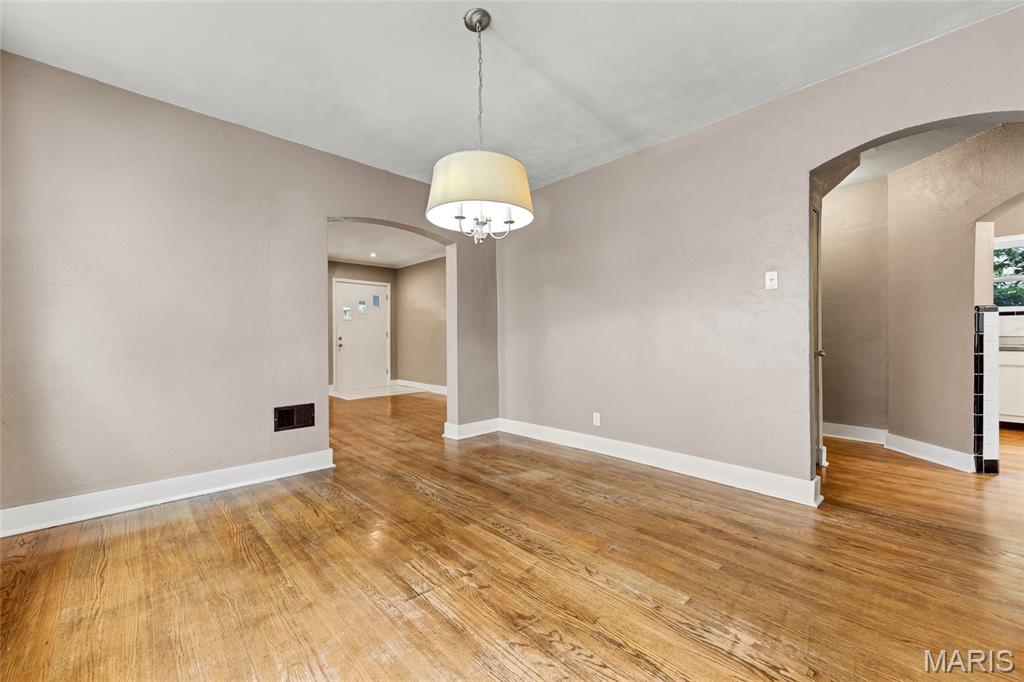 Ivanhoe Place Add - Residential