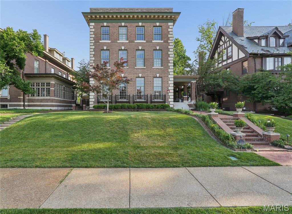 Kingsbury Terrace Add - Residential