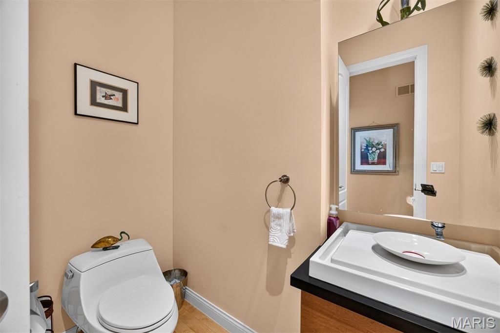 Chesterfield Lakes - Residential