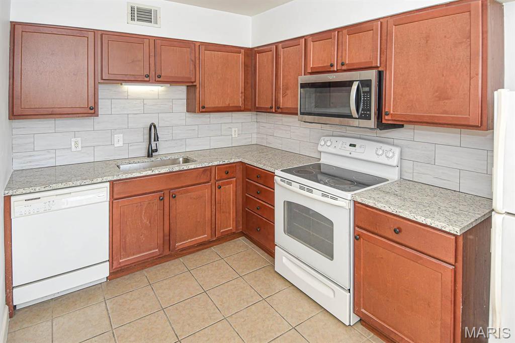 Clayshire Resub - Residential Lease