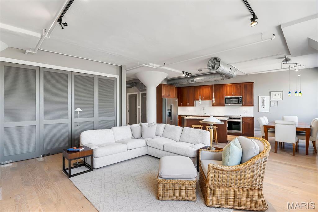 Maison Lofts - Residential