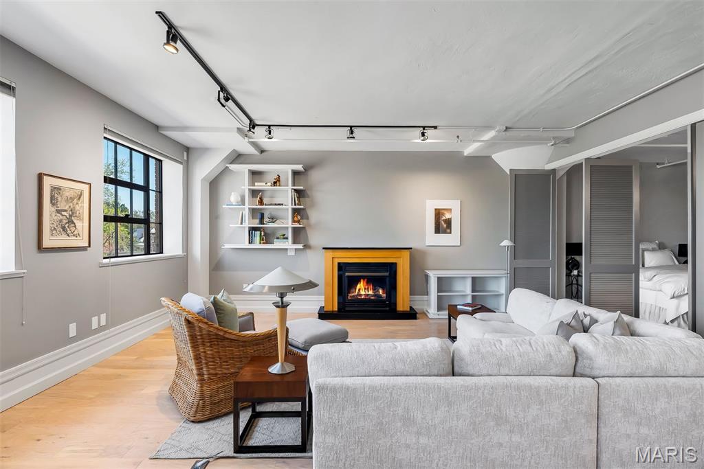 Maison Lofts - Residential