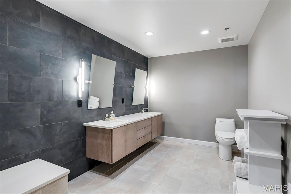 Maison Lofts - Residential