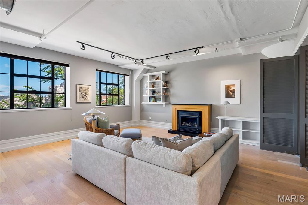 Maison Lofts - Residential