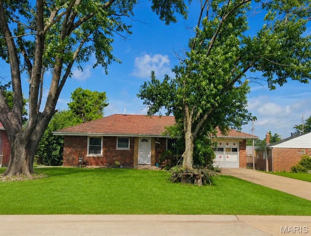 OUTSTANDING OPPORTUNITY!! 
This Affton ranch in desirable neighborhood is sure to please! This property needs updates throughout but has good bones. All-brick exterior, partially fenced, large level lot, hardwood floors, and MORE! Featured 2 bedrooms and 1 bathroom on main level.  All appliances stay.  The partially finished back yard features a shaded patio and above ground pool stays. attached one car garage, full basement and a newer central air conditioning unit and roof. Bring your work boots and your creativity and make this one your own creating instant equity! Schedule a showing today! Property is to be sold in its current as-is condition with no warranties, inspections or repairs to be completed by the Seller.