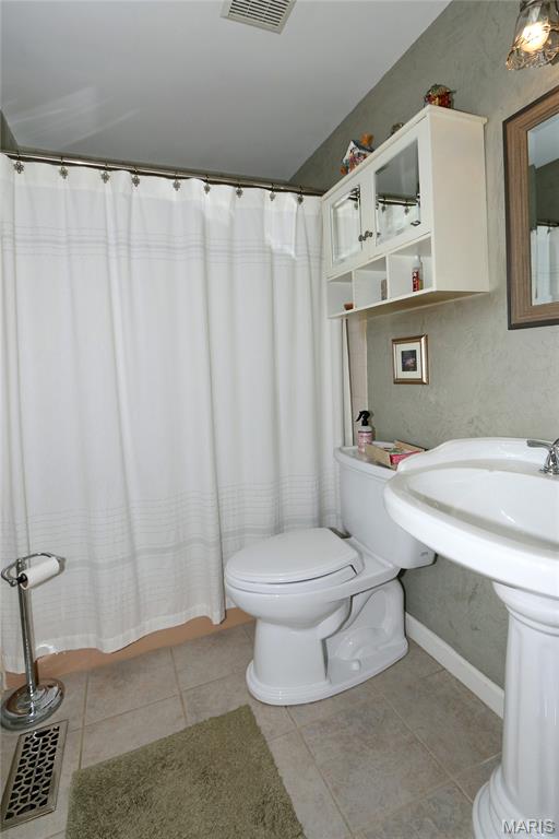 Mayer Wedgwood Green Pheasant Run 4 - Residential