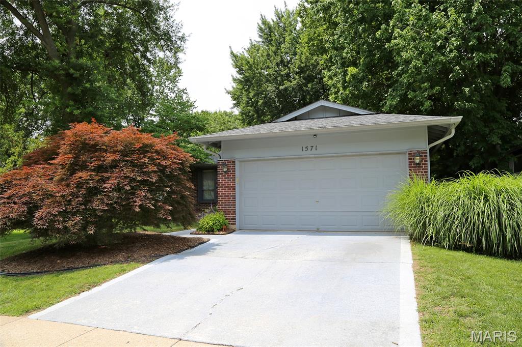Mayer Wedgwood Green Pheasant Run 4 - Residential