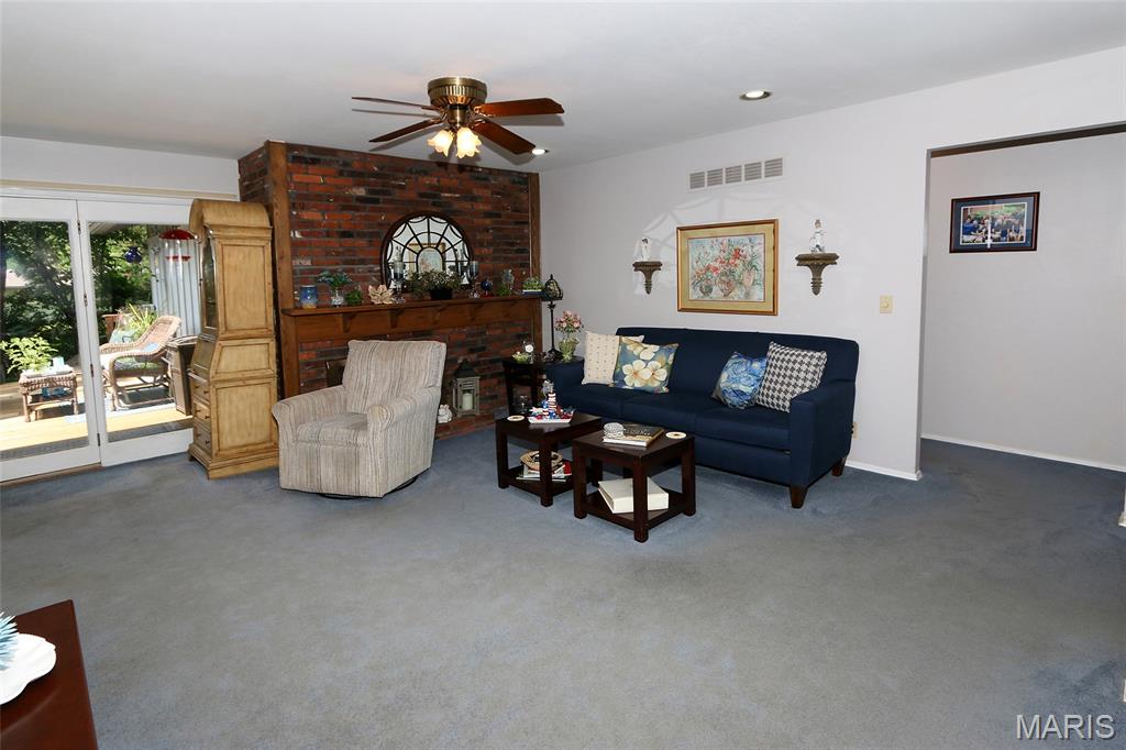 Mayer Wedgwood Green Pheasant Run 4 - Residential