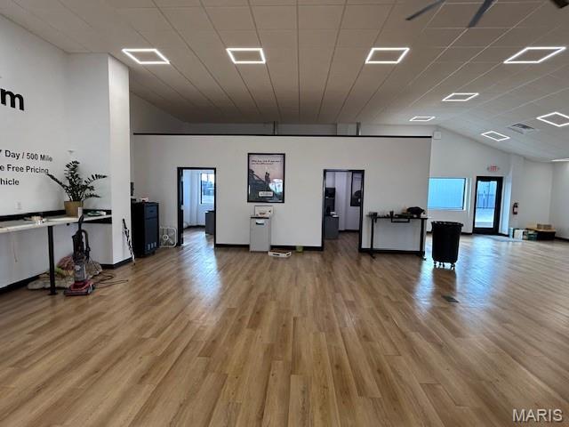 0000 - Commercial Sale
