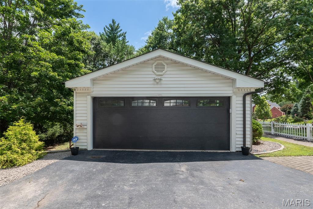 Chesterfield Hill 1 - Residential