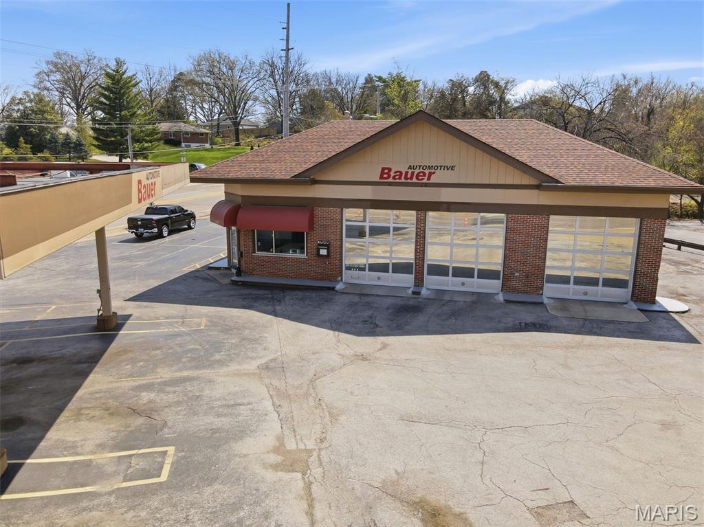 Lauras Sub 1 - Commercial Lease
