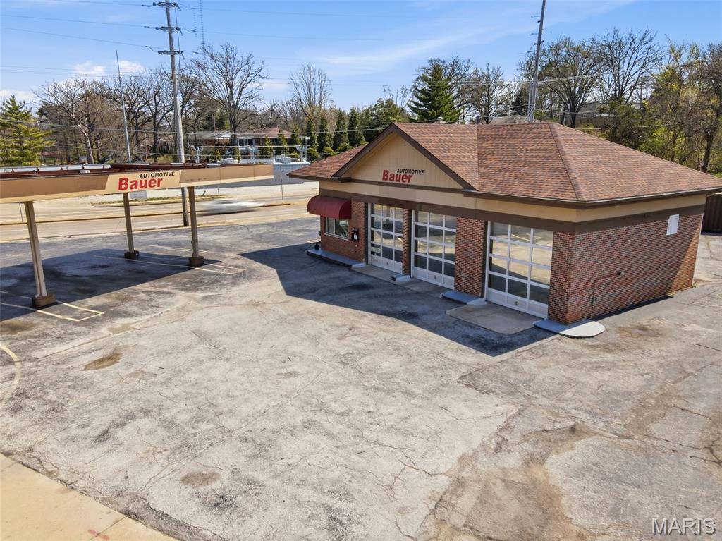 Lauras Sub 1 - Commercial Lease
