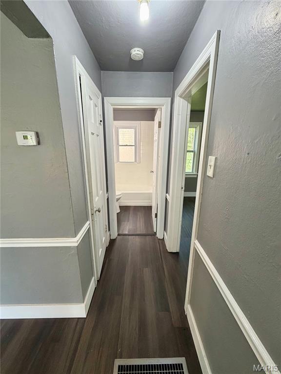 Flordell Hills 2 - Residential Lease