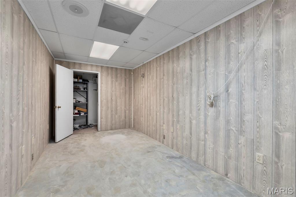 Marquand - Commercial Lease