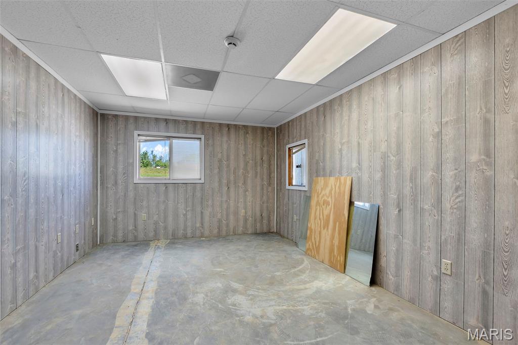 Marquand - Commercial Lease