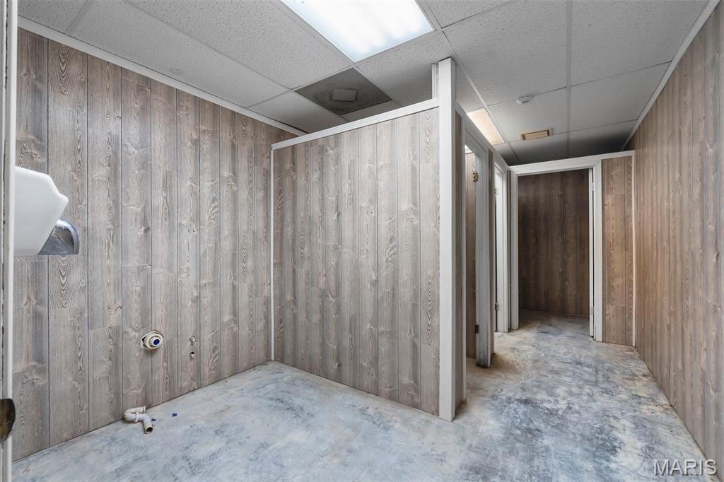 Marquand - Commercial Lease