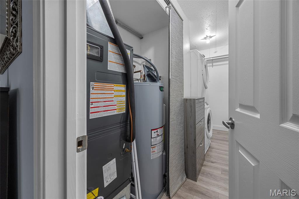 Oakville Commons Condo - Residential