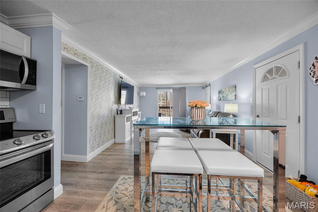 Oakville Commons Condo - Residential