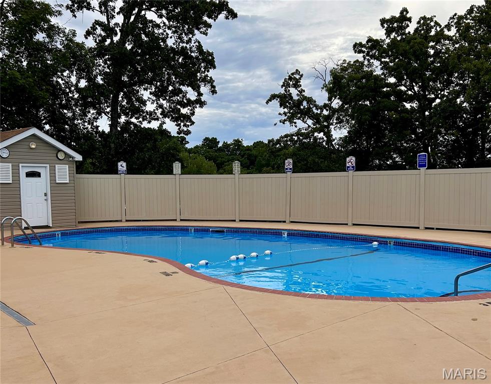 Oakville Commons Condo - Residential