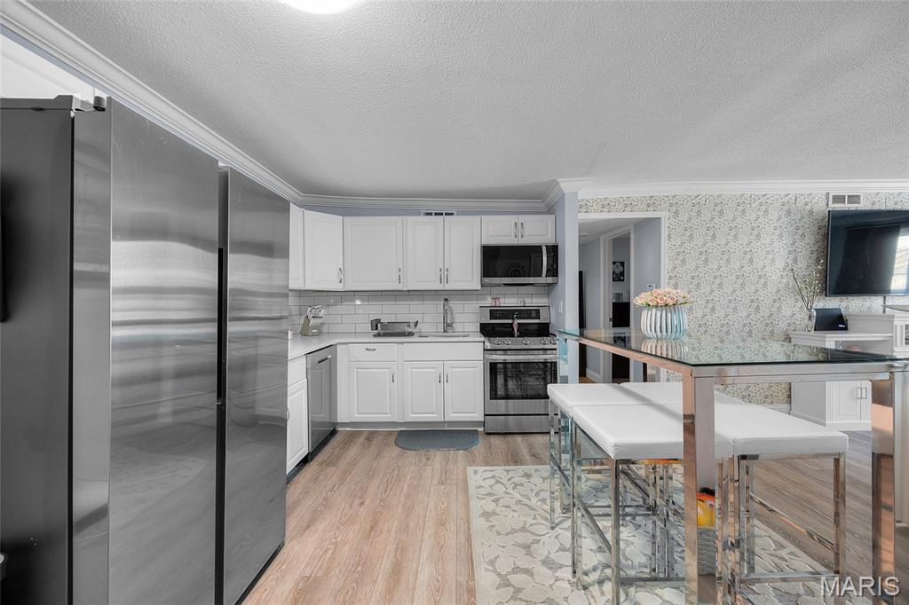 Oakville Commons Condo - Residential
