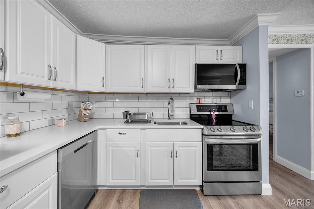Oakville Commons Condo - Residential