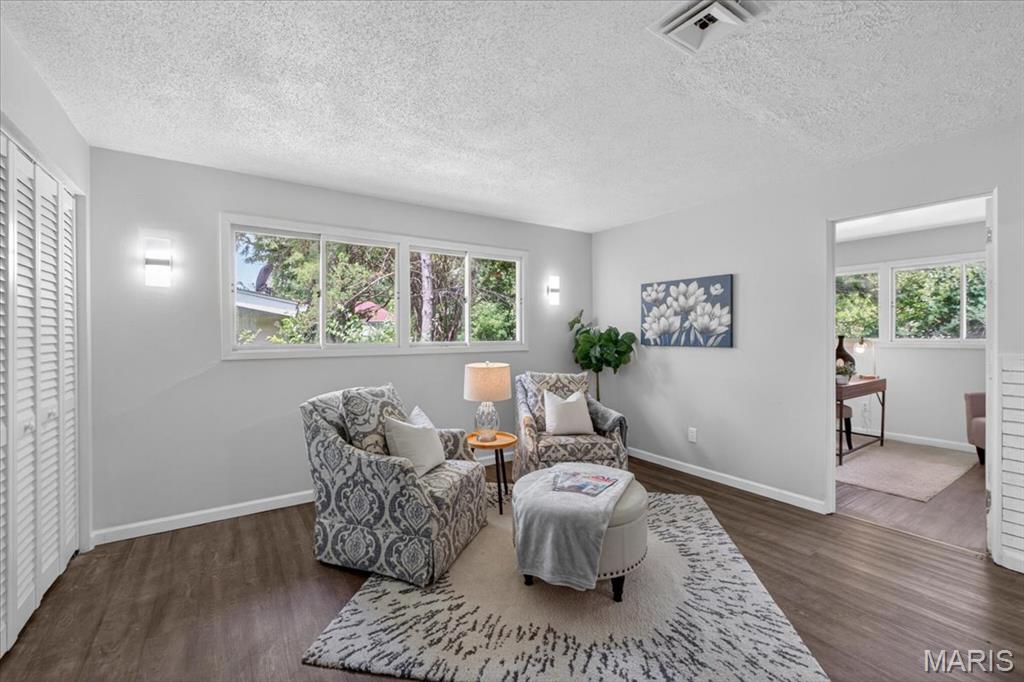 Robinwood 7 - Residential