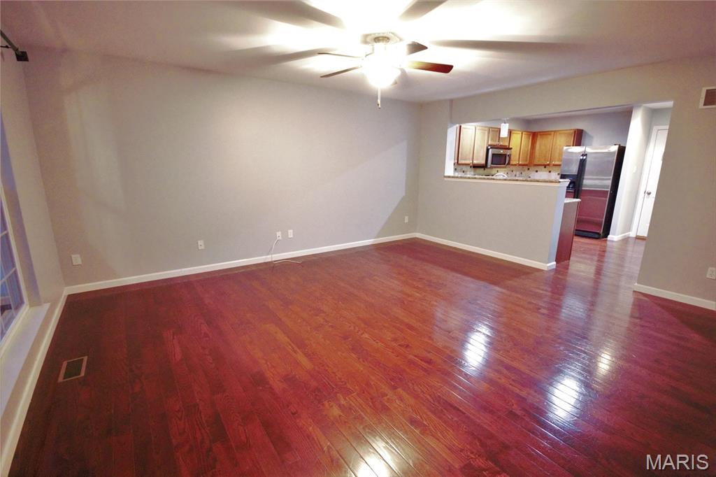 Countryshire #9 - Residential Lease