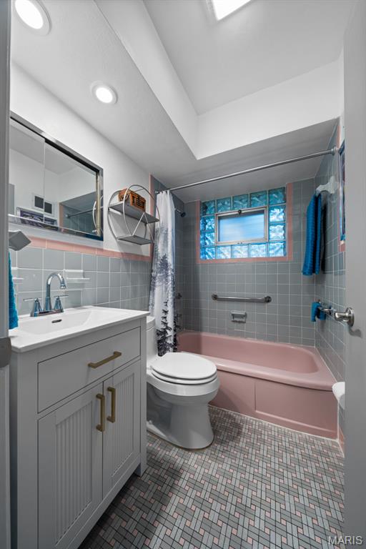 Richford Gardens 3 - Residential