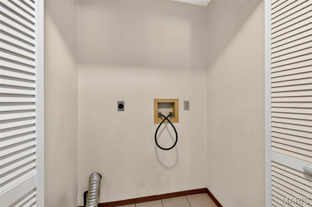 Marie Estate Condos Ph1 Stg3 Bldg 1 Rev - Residential