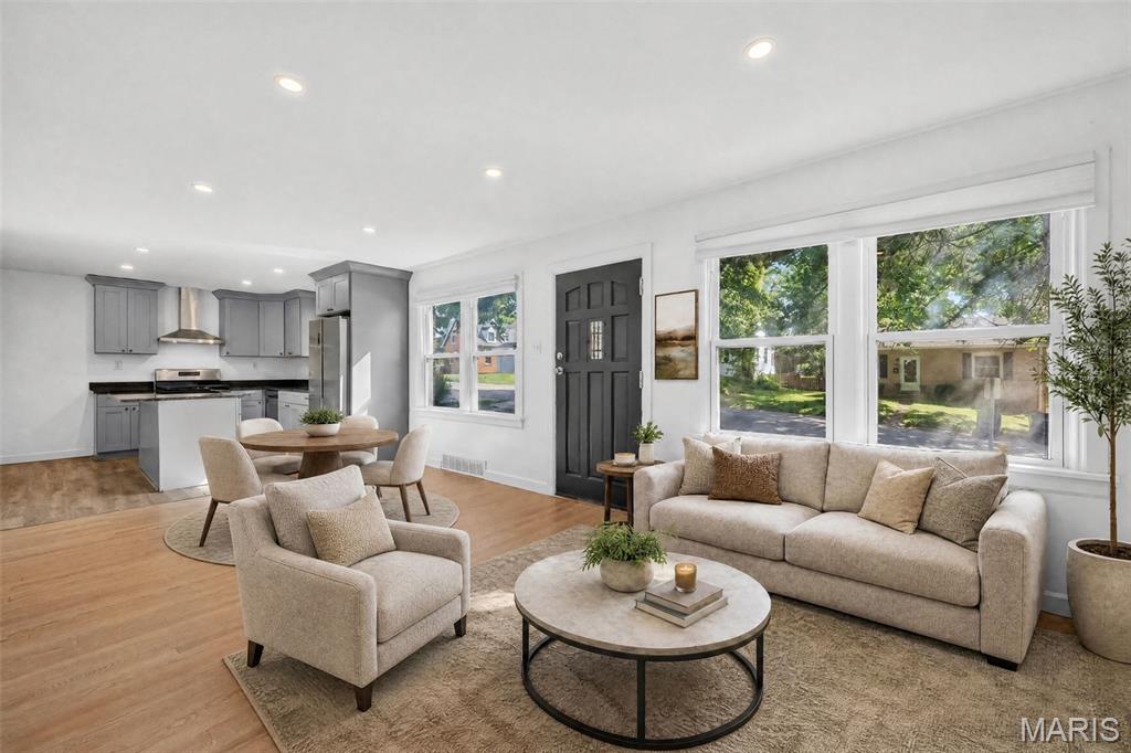 Algonquin View - Residential