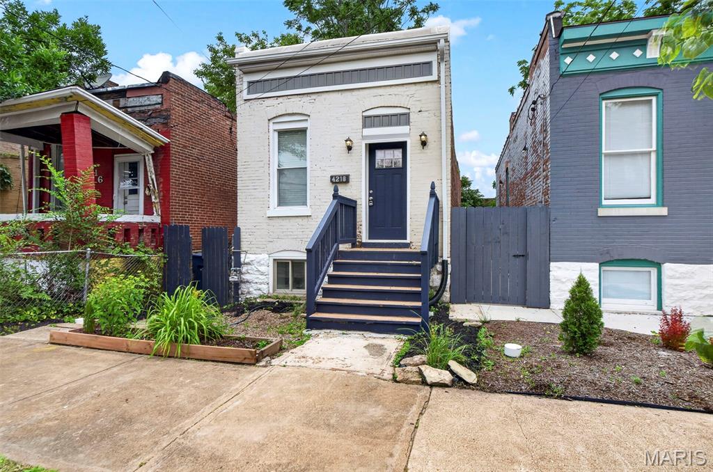 Laclede Rose Course - Residential