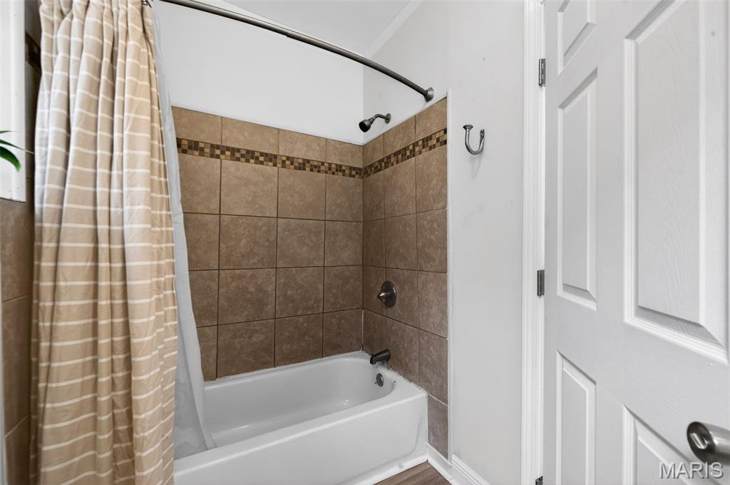 Laclede Rose Course - Residential