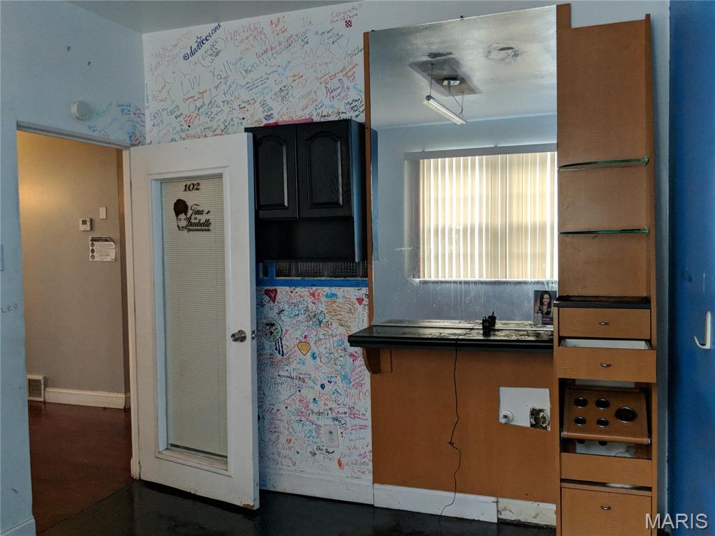 Florissant Heights - Commercial Sale