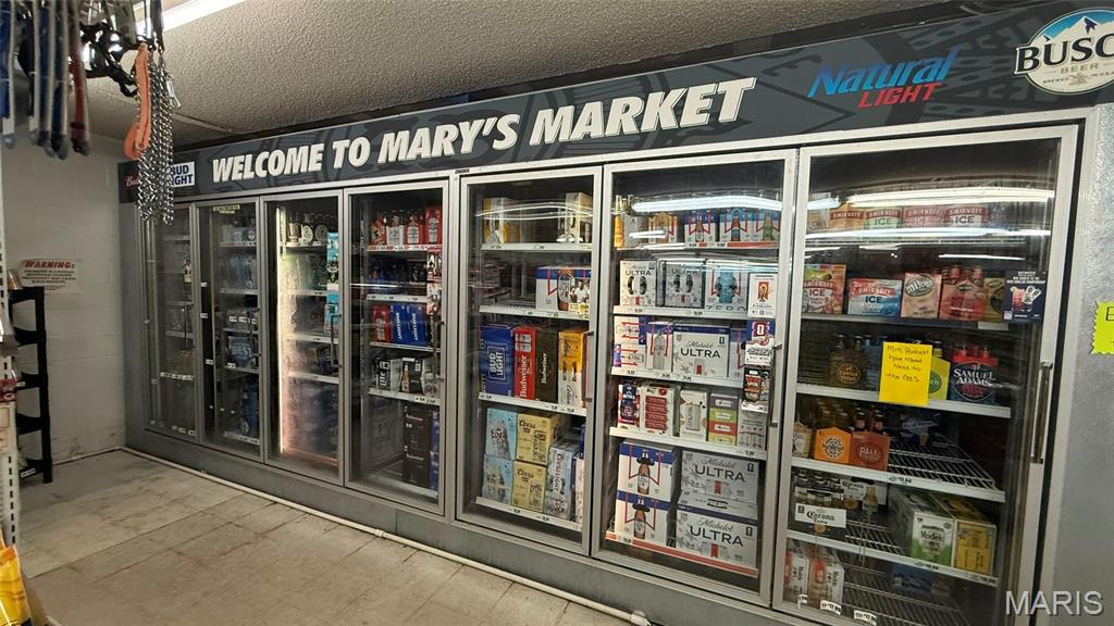 na - Commercial Sale