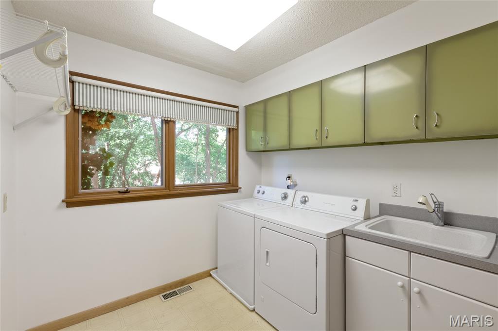 Meadowbrook Country Club Estates - Residential