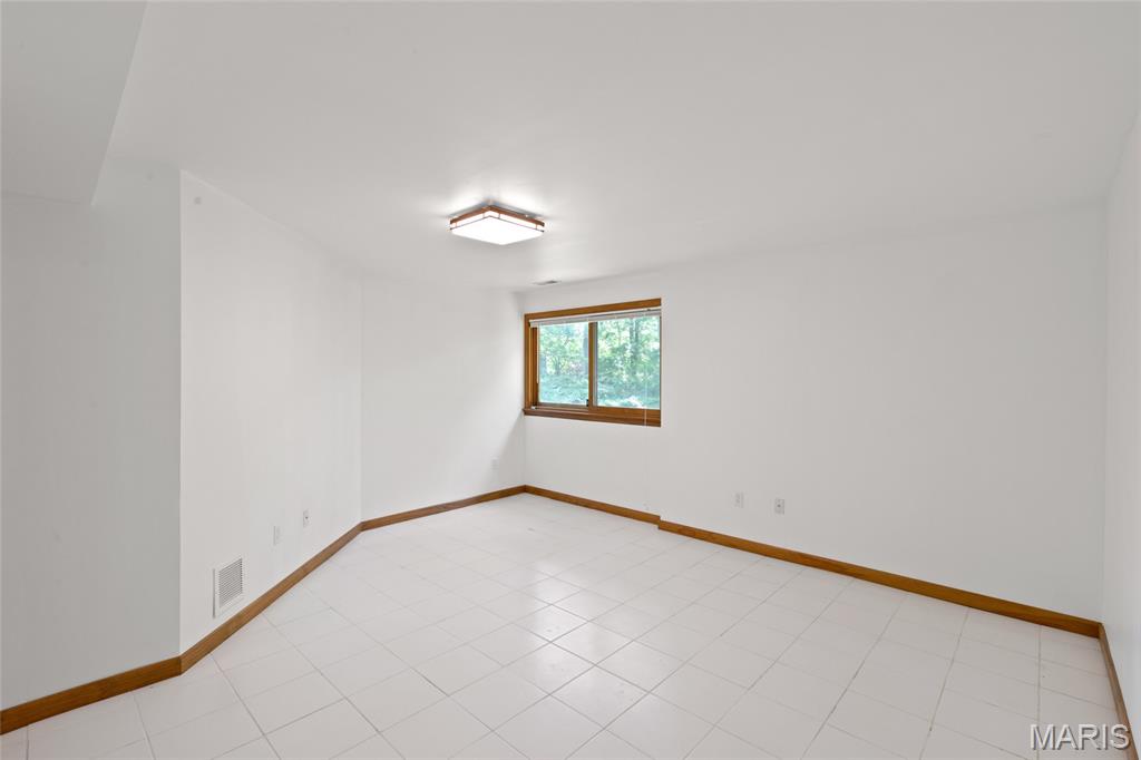 Meadowbrook Country Club Estates - Residential