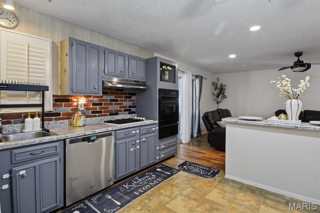 Fox Lake 1 - Residential