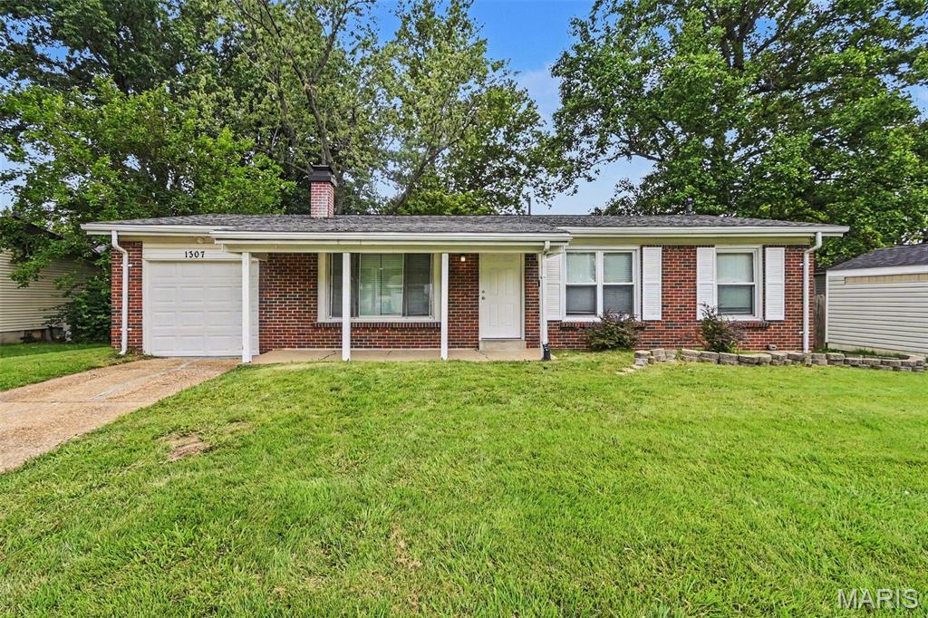 This exceptional 3-bedroom, 2-bathroom ranch-style home is in pristine, move-in ready condition, perfectly combining effortless single-story living with excellent expansion potential. The heart of the home highlights a modern kitchen fully equipped with a sleek suite of premium stainless steel appliances, creating a sophisticated and durable hub for cooking and entertaining. Designed for immediate comfort, the inviting interior leads out beautifully to a private backyard—offering a wonderful open-air canvas for gardening, pets, play, or relaxing weekend barbecues. Downstairs, a massive unfinished basement provides a clean slate for immense extra storage or a future custom build-out to dramatically increase your living space down the road. Complete with a practical attached 1-car garage for secure parking or a dedicated workshop space, this turnkey residence is meticulously prepared for a completely stress-free transition.
