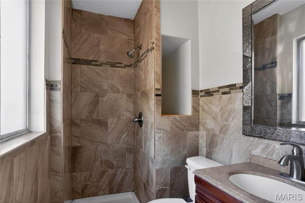 Hathaway Manor 17 - Residential