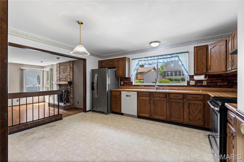 Scarsdale #4 - Residential