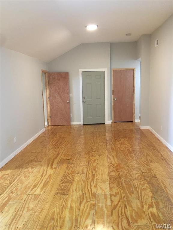 Carondelet - Commercial Sale