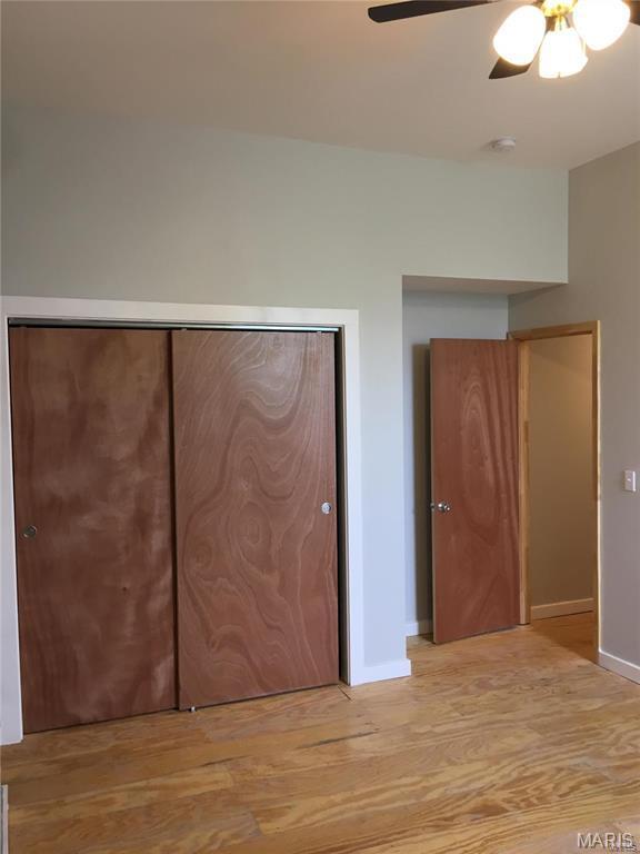 Carondelet - Commercial Sale