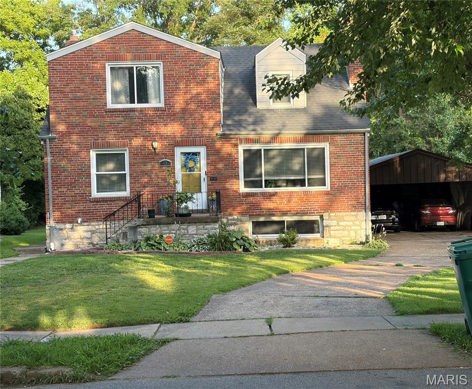 Spacious Brick Home. 3 Bedrooms, 2 Bathrooms with Beautiful Hardwood Flooring throughout.  Property is being sold AS-IS, No Repairs, No Warranty, No Inspection.  2nd parcel behind home is included in price.