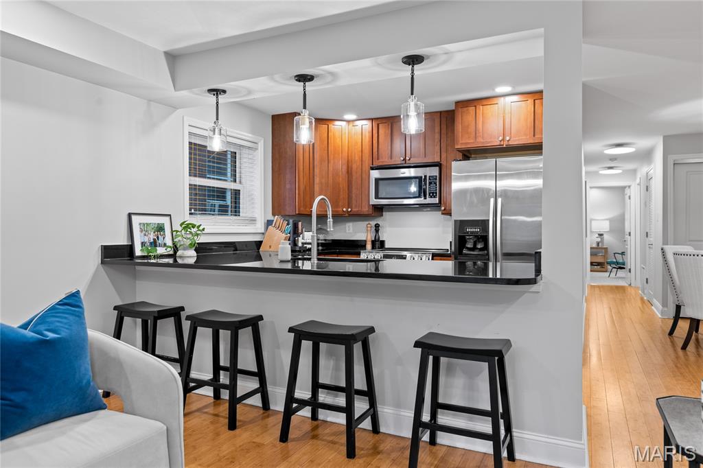 610 Forest Court Walk A Condo - Residential