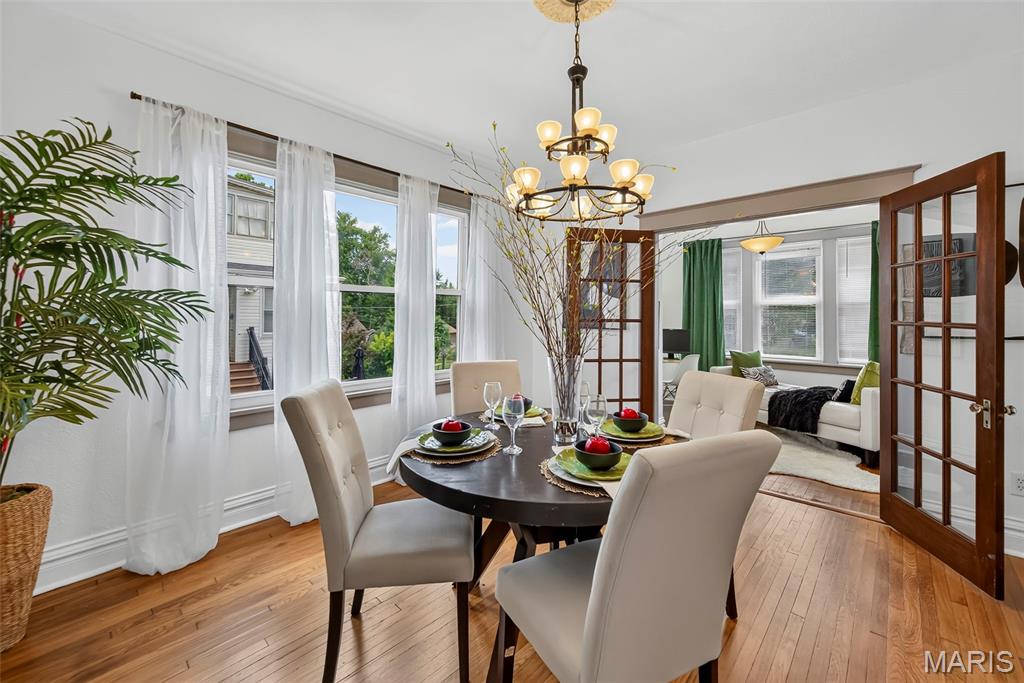 Laughlins Add To Sycamore Hills Re - Residential
