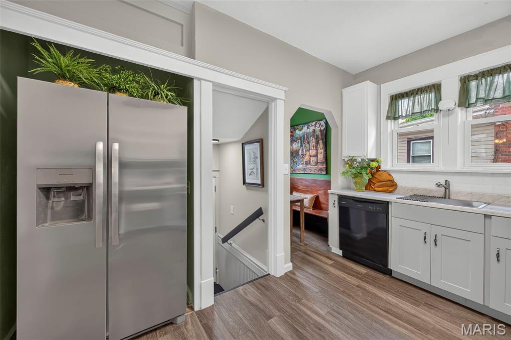 Laughlins Add To Sycamore Hills Re - Residential