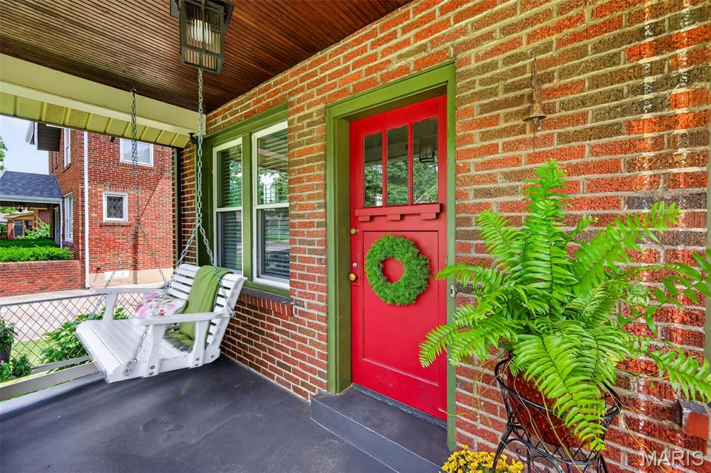 Laughlins Add To Sycamore Hills Re - Residential