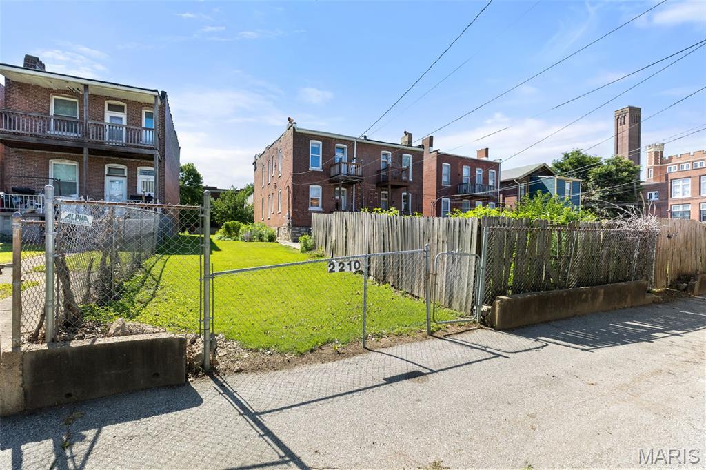 2208-10 Missouri Ave Condo - Residential