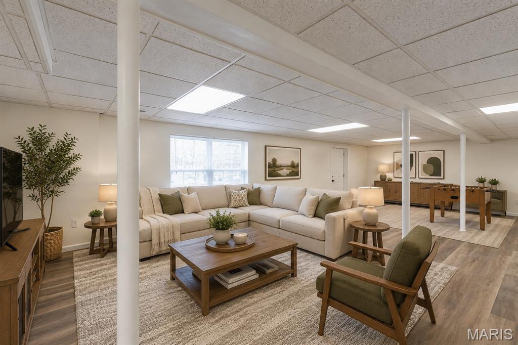 Kerth Manor - Residential