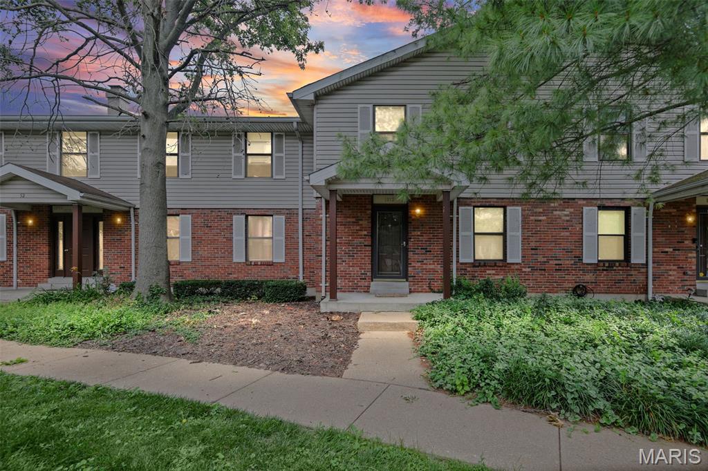 Move-in ready and waiting for its new owner! This well-maintained 2-bedroom, 1.5-bath condo offers comfortable living with one assigned parking space for added convenience. Ideally located near schools, shopping, and major highways, this home provides easy access to everything you need. Don't miss your opportunity to make this charming condo yours—schedule your showing today!